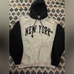 Brandy melville (John Galt) hoodie